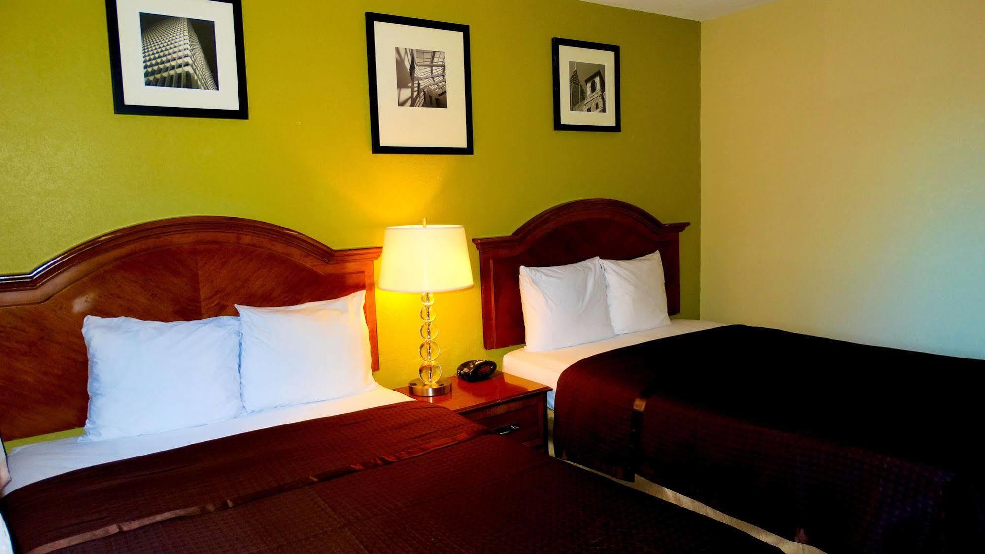 Savannah Garden Hotel Extérieur photo