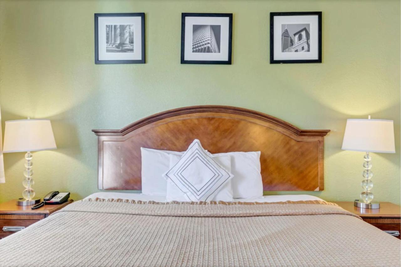 Savannah Garden Hotel Extérieur photo